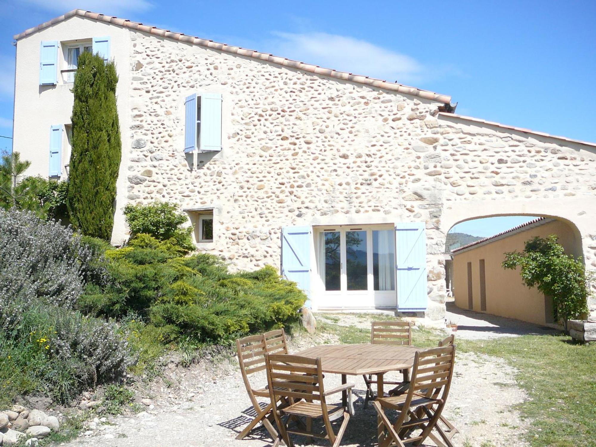 לינה וארוחת בוקר סיסטרון La Ferme De Valauris מראה חיצוני תמונה